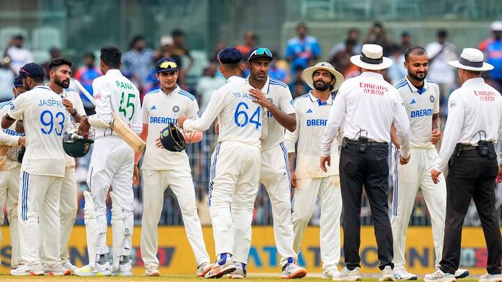 রবিবার বাংলাদেশের বিরুদ্ধে প্রথম টেস্টে ২৮০ রানের বিরাট ব্যবধানে জয় পায় ভারত। ম্যাচে ১১৩ রান ও ছয়টি উইকেট নিয়ে ম্যাচ সেরা হন আর অশ্বিন।