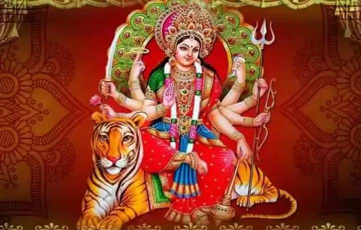 Navratri 2024 do these things in shardiya navratri first day maa durga shower her blessing  Navratri 2024: નવરાત્રિના પ્રથમ દિવસે જરુર કરો આ કામ, માં દુર્ગા થશે પ્રસન્ન 