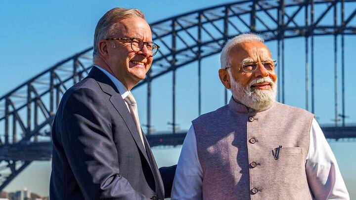 भारतीय जासूसों के मुद्दे पर एंथोनी अल्बानीज का कहना है कि ऐसे मामलों को निजी तौर पर उठाया जाता है. मीडिया की ओर से जब अल्बानीज से भारतीय जासूसों को लेकर सवाल किया गया तो उन्होंने कहा कि वह जो करते हैं वह राजनयिक तरीके से काम करता हैं.