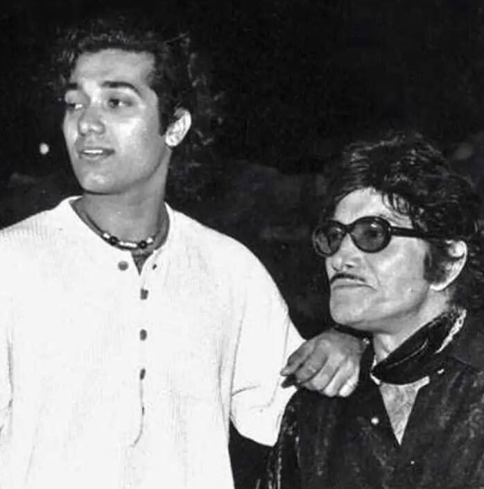 हम जिस अभिनेता के बारे में हम बात कर रहे हैं उन्होंने करिश्मा कपूर और ऐश्वर्या राय संग भी फिल्में की लेकिन ये मूवीज फ्लॉप रही. ये कोई और नहीं हिंदी सिनेमा के सुपरस्टार रहे राज कुमार के बेटे पुरु राज कुमार हैं.