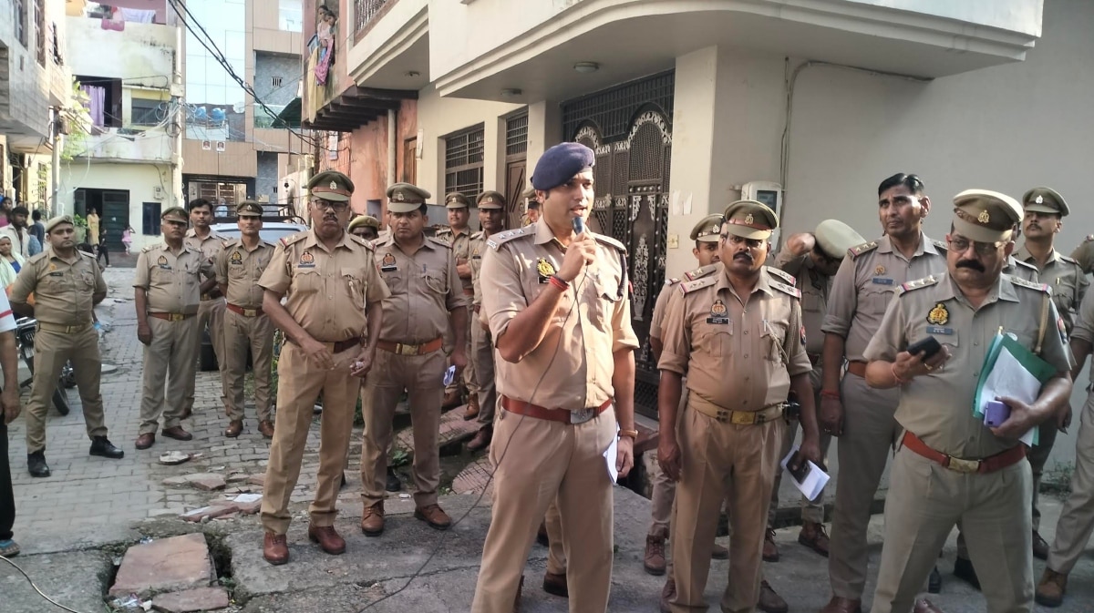 UP News: आगरा पुलिस ने ‘अलीशेर’ की संपत्ति की कुर्क, हत्या का प्रयास, गुंडा और गैंगस्टर एक्ट जैसे 22 मामलों में आरोपी