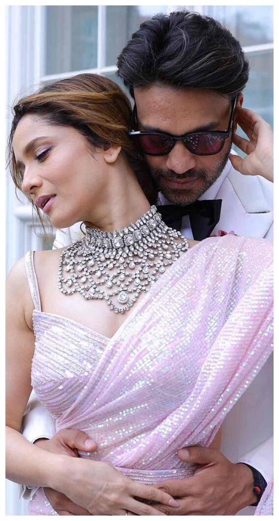 बेहद अलीशान घर में रहता है टीवी का ये फेमस कपल