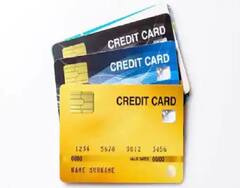 क्रेडिट कार्डचा वापर करत असाल तर 'या' पाच गोष्टी कधीच करू नका; अन्यथा बसेल फटका