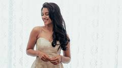 mirnalini ravi latest viral photos:ஹோட்டல் அறையில் மிரட்டும் மிருணாளினி ரவி வைரல் புகைப்படம்