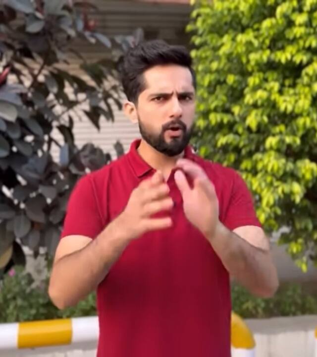 राजनाथ सिंह के इस बयान को लेकर पाकिस्तान के यूट्यूबर शोएब चौधरी ने पाकिस्तानी जनता के मन की बात जानने की कोशिश की कि भारत के रक्षा मंत्री राजनाथ सिंह के बयान पर वह क्या सोचते हैं.