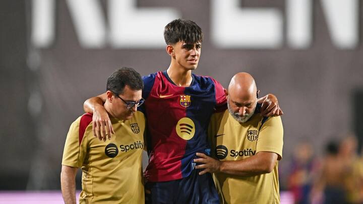 Marc Bernal (CDM): ACL Injury; ruled out for remainder of the season (Image credit: X/@pythaginboots)