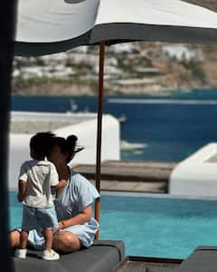 Nayanthara Vignesh Shivan: నయనతార కొడుకుని చూసి ఎంత మురిసిపోతోందో చూశారా!