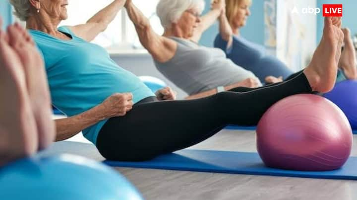 Pilates for elder people: बच्चों और युवाओं के साथ साथ पिलाटे बुजुर्गों के लिए भी फायदेमंद है. इससे शरीर का बैलेंस बेहतर होता है और मसल्स को मजबूती मिलती है.