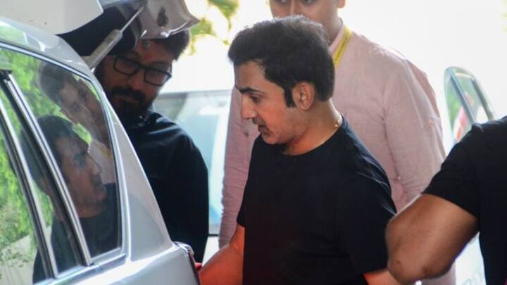 দুই দলের রান্নাবান্নার জন্য বলরাম সিংহ প্রধান শেফের দায়িত্বে তো থাকছেনই, পাশাপাশি দেশের বিভিন্ন প্রান্ত থেকে আরও চারজন শেফ যারা অতীতে বাংলাদেশি দলের হয়ে খাবার আয়োজন করেছেন, তাঁদেরও শহরে আমন্ত্রণ জানানো হয়েছে।