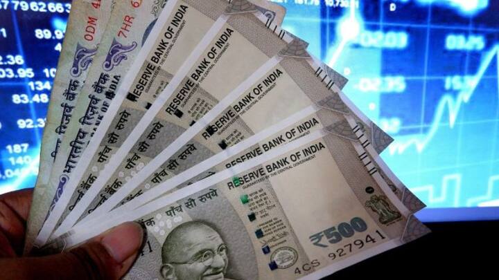 এই খারিজ হওয়া থেকে বাঁচতে অ্যাকাউন্টে যথাযথ KYC করাতে হবে। পেনশন সার্টিফিকেট আদায় করতে হবে।   ছবি- পিটিআই