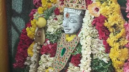 Karur LGB Nagar Kubera Shakti Vinayagar Temple Krittikai Puja கரூர்: புரட்டாசி மாத கிருத்திகை  - விநாயகர் ஆலயத்தில் வீற்றிருக்கும் பாலமுருகனுக்கு சிறப்பு அபிஷேகம்!
