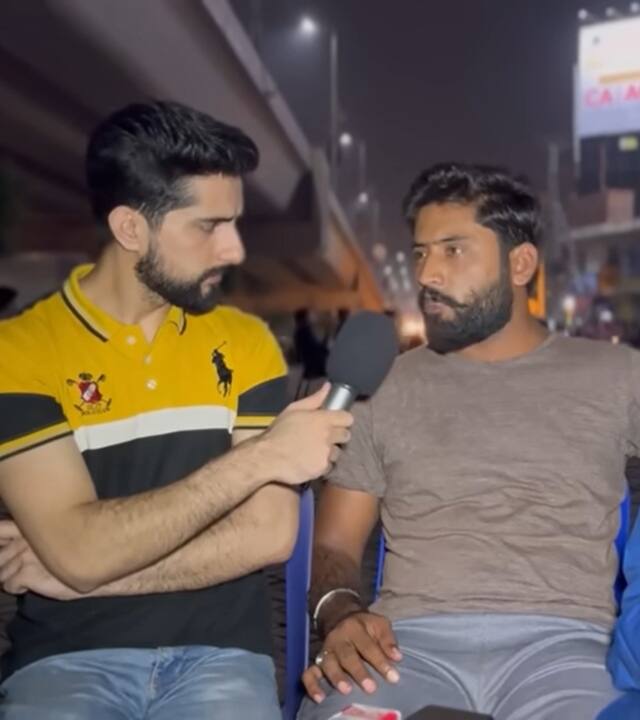 उस शख्स ने कहा कि हमारे पड़ोसी देश भारत को ही देख लो, वह चांद तक पहुंच गए है और हम पाकिस्तानी गढ्ढों में ही अटके हुए है. हम बिजनेस करना चाहे तो नहीं कर सकते. यहां फैसलाबाद शहर में भी 100 से ज्यादा टेक्सटाइल फैक्ट्री बंद हो चुकी हैं.