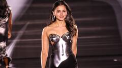 Aliaa Bhatt : వెట్ హెయిర్ గ్లిట్టరీ లుక్స్​లో ఆలియా భట్.. LOreal Paris ఫ్యాషన్ వీక్​లో ర్యాంప్ డెబ్యూట్ ఇచ్చిన హీరోయిన్