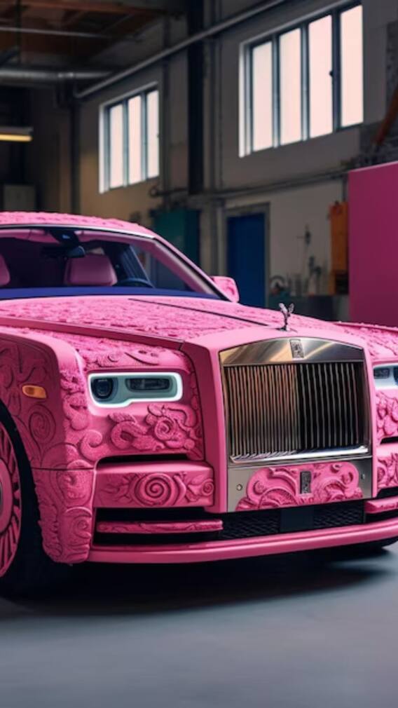 भारत में मौजूद सबसे महंगी कार का मालिक कौन है?