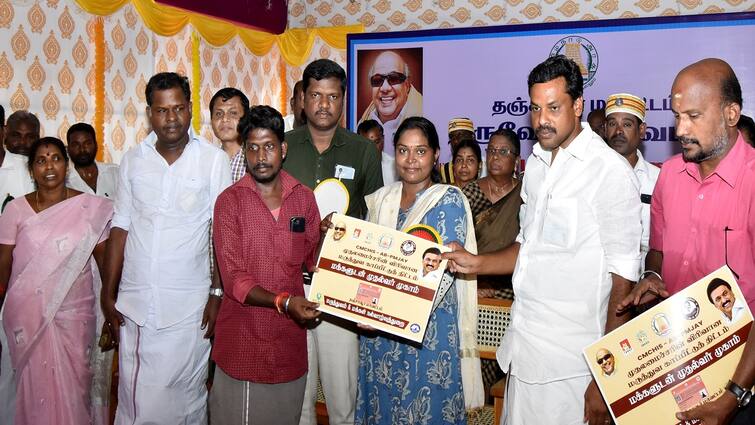 Thanjavur news Welfare assistance worth Rs.45.49 lakhs to 112 beneficiaries - TNN 112 பயனாளிகளுக்கு ரூ.45.49 லட்சம் மதிப்பில் நலத்திட்ட உதவிகள்: எந்த துறைகள் வழங்கியது?