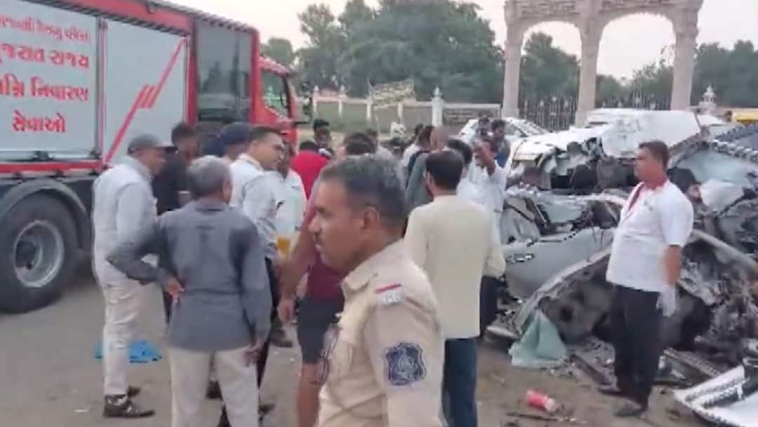 Gujarat Road Accident 7 Dead As Car Collides With Trailer In Sabarkantha Himmatnagar CM Bhupendra Patel Ex Gratia Gujarat: 7 Dead As Car Collides With Trailer In Sabarkantha