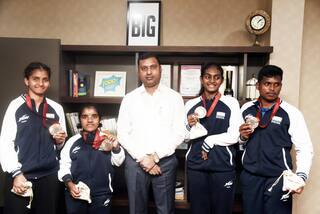பாரா ஒலிம்பிக் 2024 - தலைவர் சந்திரசேகரை சந்தித்த வீரர் மற்றும் வீராங்கனைகள் - ஏன் தெரியுமா ?
