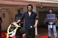 नारियल फोड़ा, पैप्स को बांटी मिठाई... नया स्कूटर खरीदने पर अर्जुन कपूर ने यूं मनाया जश्न