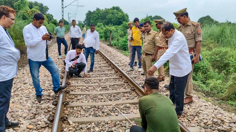 Indian Railways alert about train accidents made plan for safety of tracks ट्रेन हादसों पर रेलवे सतर्क, पटरियों की सुरक्षा के लिए बनाया खास प्लान, ऐसे रखी जाएगी नजर