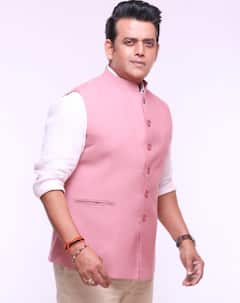 कभी मंदिर से चुराता था सिक्के, घर से भी भागा, बॉलीवुड में नहीं चली किस्मत लेकिन भोजपुरी का बना सुपरस्टार