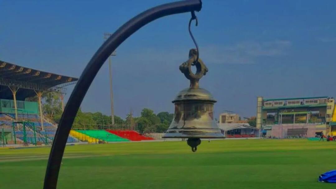 Ind vs Ban Test Match: ग्रीन पार्क में घंटी बजाकर भारत और बांग्लादेश मैच की शुरूआत करेंगे कानपुर के दामाद Ind vs Ban Test Match Cricketer Sunil Gavaskar start match by ringing bell in Kanpur Green Park ann Ind vs Ban Test Match: ग्रीन पार्क में घंटी बजाकर भारत और बांग्लादेश मैच की शुरूआत करेंगे कानपुर के दामाद