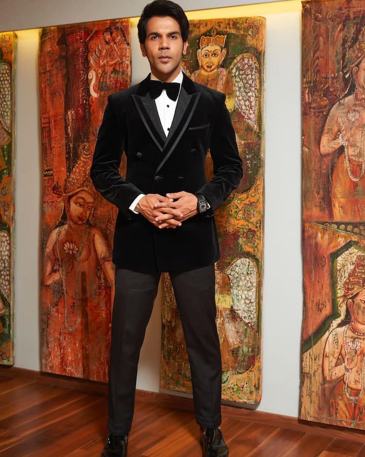 लेकिन यहां तक पहुंचने के लिए राजकुमार राव को काफी मशक्कत करनी पड़ी. इस बात का खुलासा खुद एक्टर ने अपने कई इंटरव्यूज में किया. रणवीर अलाहाबादिया को दिए एक इंटरव्यू में राजकुमार राव ने बताया था कि उन्हें सिर्फ 12 रुपए में अपना पेट भरना पड़ता था.