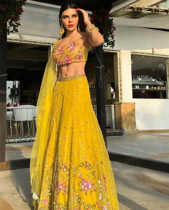 ਮਸ਼ਹੂਰ ਅਦਾਕਾਰਾ ਦੀ ਅਸ਼ਲੀਲ ਹਰਕਤ, ਬਿਨਾਂ ਕੱਪੜਿਆਂ ਦੇ ਕਰਵਾਇਆ ਫੋਟੋਸ਼ੂਟ