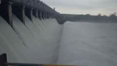 Jayakwadi dam : मोठी बातमी : जायकवाडी धरणाचे 18 दरवाजे उघडले, पहिल्यांदाच 56 हजार 592 क्यूसेकने पाण्याचा विसर्ग