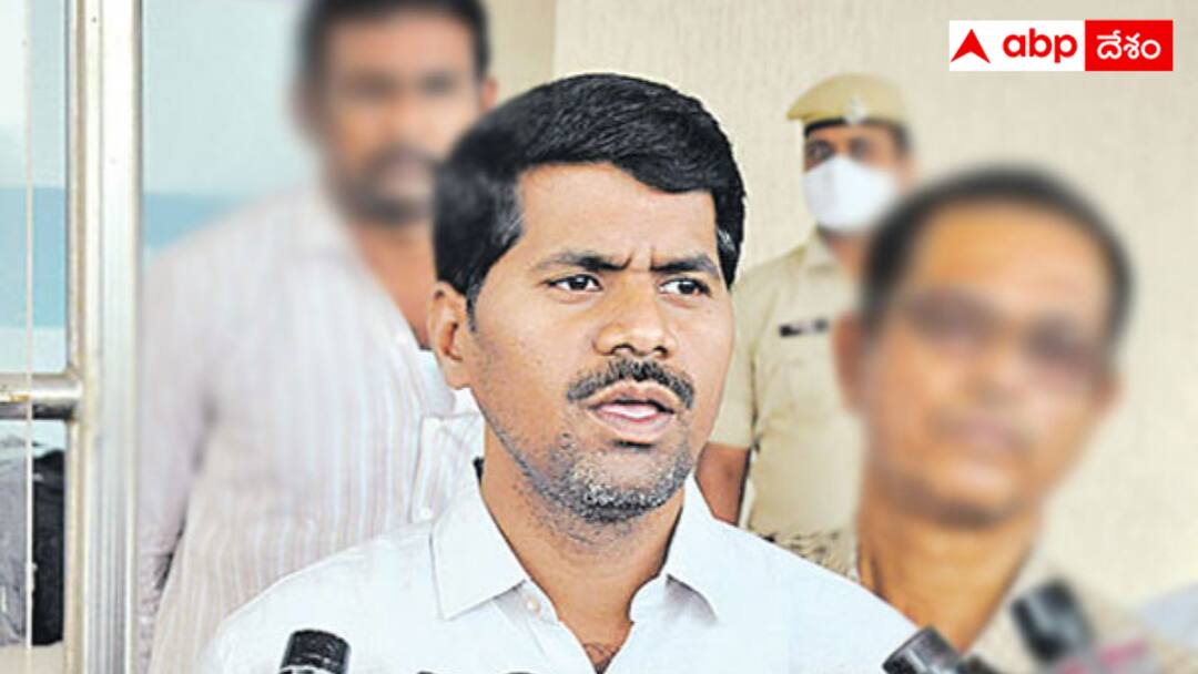 AP Government has issued notices to abolish the AP Secretariat Employees Union Andhra Pradesh : వెంకట్రామిరెడ్డి నిర్వాకంతో సచివాలయ ఉద్యోగ సంఘం రద్దు - ఆయన ఉద్యోగమైనా కాపాడుకోగలరా ?