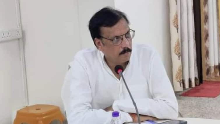 अखिलेश यादव के सांसद को जान से मारने की मिली धमकी, पाकिस्तान से आया कॉल Samajwadi Party MP Rajiv Rai received threat call from Pakistan police registered FIR started investigation अखिलेश यादव के सांसद को जान से मारने की मिली धमकी, पाकिस्तान से आया कॉल