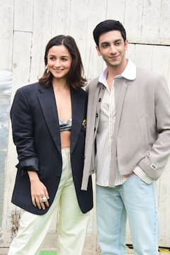 Jigra Trailer Launch: Alia Bhatt, Vedang Raina And Vasan Bala Pose Together. See Pics