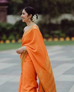 Rukmini Vasanth : మిలియన్ డాలర్ స్మైల్ ఇస్తున్న రుక్మిణి వసంత్.. నెక్స్ట్ వచ్చేది AR మురుగదాస్ థ్రిల్లర్ మూవీతోనే