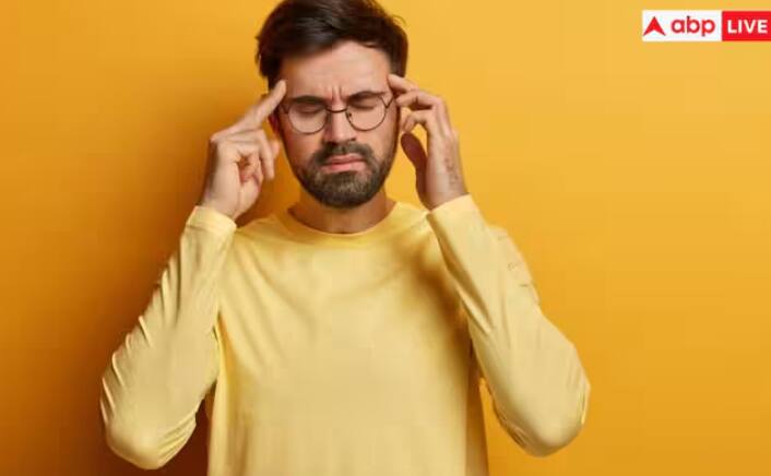 ਇਹ ਸਾਲਾਂ ਤੋਂ ਸਾਡੇ ਸੱਭਿਆਚਾਰ ਅਤੇ ਖਾਣ-ਪੀਣ ਦੀਆਂ ਆਦਤਾਂ ਦਾ ਹਿੱਸਾ ਹਨ। ਪਰ ਜਾਪਾਨ ਅਜਿਹਾ ਦੇਸ਼ ਹੈ ਜਿੱਥੇ ਇਨ੍ਹਾਂ ਚੀਜ਼ਾਂ ਦੀ ਕੋਈ ਕੀਮਤ ਨਹੀਂ ਹੈ। ਉਹ ਡੇਅਰੀ ਉਤਪਾਦਾਂ ਤੋਂ ਕੋਹਾਂ ਦੂਰ ਹਨ ਪਰ ਇਸ ਦੇ ਬਾਵਜੂਦ ਉੱਥੇ ਜਿਉਣ ਦੀ ਸੰਭਾਵਨਾ ਸਭ ਤੋਂ ਵੱਧ ਹੈ। ਸਾਡੇ ਦੇਸ਼ ਵਿੱਚ ਦੁੱਧ, ਦਹੀਂ ਅਤੇ ਘਿਓ ਸਭ ਤੋਂ ਸਿਹਤਮੰਦ ਭੋਜਨ ਹਨ, ਜਿਨ੍ਹਾਂ ਤੋਂ ਬਿਨਾਂ ਰਸੋਈ ਅਧੂਰੀ ਹੈ। ਇਸੇ ਲਈ ਜ਼ਿਆਦਾਤਰ ਭਾਰਤੀਆਂ ਦੀ ਖੁਰਾਕ 'ਚ ਦੁੱਧ ਅਤੇ ਦਹੀਂ ਸ਼ਾਮਲ ਕੀਤਾ ਜਾਂਦਾ ਹੈ ਪਰ ਸੱਚਾਈ ਇਹ ਹੈ ਕਿ ਦੇਸ਼ ਦੇ 70 ਫੀਸਦੀ ਲੋਕ ਲੈਕਟੋਜ਼ ਨੂੰ ਹਜ਼ਮ ਨਹੀਂ ਕਰ ਪਾਉਂਦੇ ਅਤੇ ਨਤੀਜੇ ਵਜੋਂ ਉਹ ਕਬਜ਼, ਗੈਸ ਅਤੇ ਪੇਟ ਫੁੱਲਣ ਵਰਗੀਆਂ ਸਮੱਸਿਆਵਾਂ ਤੋਂ ਪੀੜਤ ਹੋ ਜਾਂਦੇ ਹਨ।