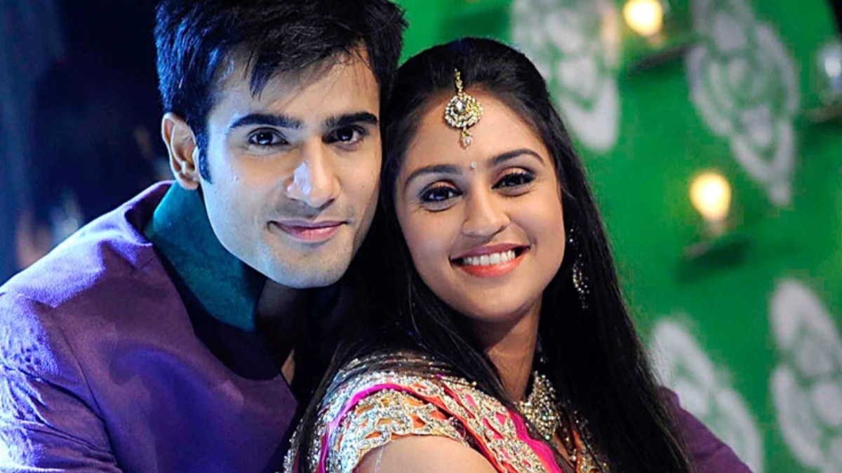 Krystle D'Souza Discusses Her Rumoured Relationship With Karan Tacker, Says  'I Don't Miss...'