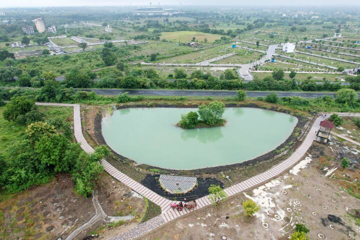 एकूण 14.32 कोटी रुपये खर्चाचा हा प्रकल्प जवळपास 20 एकरमध्ये साकारण्यात आला आहे.