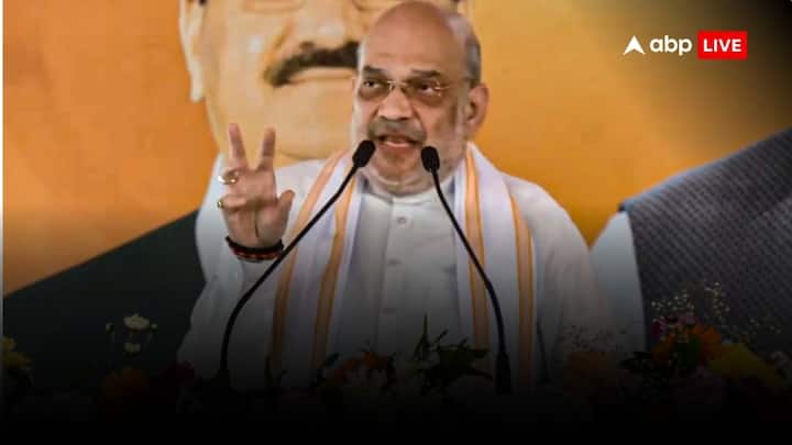 अमित शाह ने कहा था कि सुन लो उमर अब्दुल्ला अफजल गुरु को जो फांसी हो गई और कोई भी आतंकवाद का प्रयास करेगा उसका वही हश्र होगा जो अफजल गुरु का हुआ है.