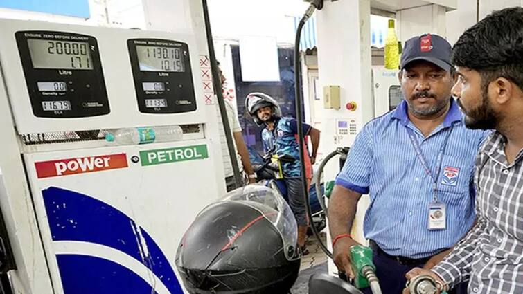 crude oil price reduse people expect petrol diesel price reduce india know full details here Petrol Diesel Price: வாகன ஓட்டிகளே! குறைகிறதா பெட்ரோல், டீசல் விலை? விரைவில் வருகிறது அறிவிப்பு