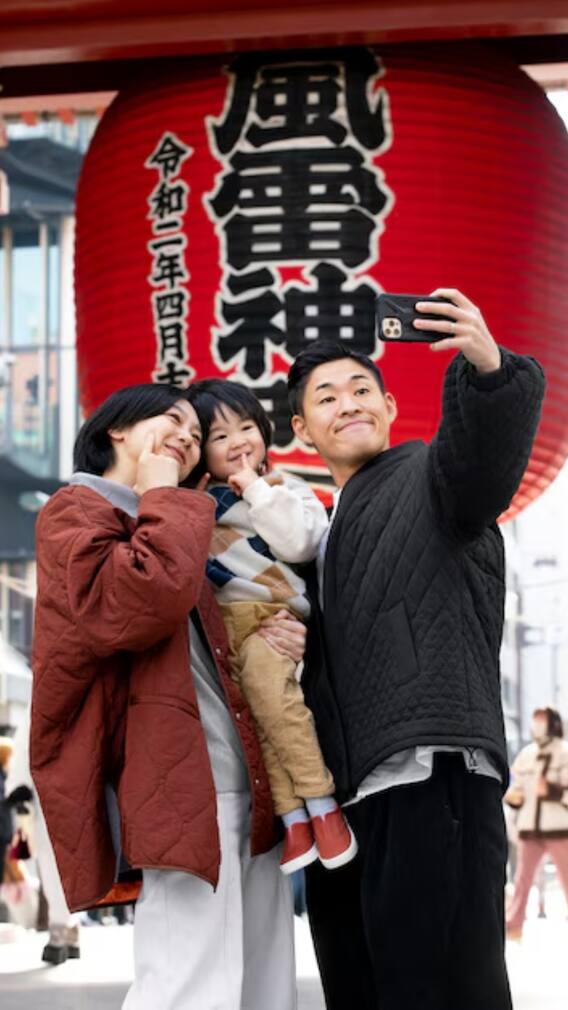 जापान में क्यों पैदा नहीं हो रहे हैं बच्चे?