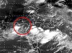 Gujarat Rain: નવરાત્રિ પર વરસાદની આગાહી, ગરબા આયોજકો અને ખેલૈયાઓ ચિંતામાં 