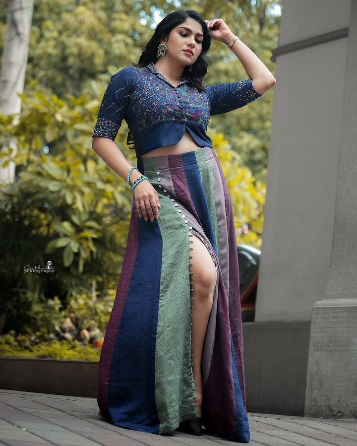 படத்தில் நடித்த ஒவ்வொரு கதாப்பாத் திரமும் நினைவில் வரும் படி இருந்தது.இதில் அதிகமாக ரசிக்க வைத்த கதாபாத்திரம் கதாநாயகி அம்மா அப்பா கதாபாத்திரம்