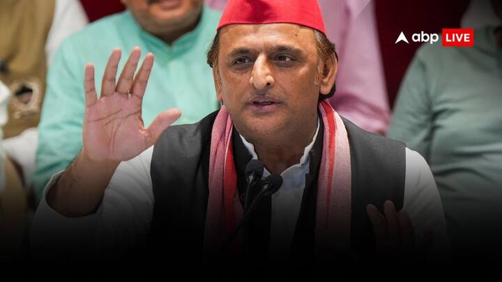 न केवल भाजपा बल्कि अन्य पार्टी भी मीरापुर सीट पर नजर बनाए हुए है. वहीं समाजवादी पार्टी को बसपा और चंद्रशेखर आजाद की आजाद समाज पार्टी ने भी चुनौती दे दी है. मायावती और चंद्रशेखर आजाद ने अपनी-अपनी पार्टी से यहां पर मुस्लिम प्रत्याशी को मैदान में उतारा है, जिससे मुकाबला और भी ज्यादा टक्कर का माना जा रहा है. मुस्लिम प्रत्याशी के उतारने से यह सीट समाजवादी पार्टी और भाजपा-आरएलडी गठबंधन के लिए इज्जत का सवाल बन गई है.