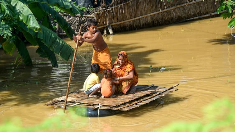 Bihar Flood Situation Remains Grim; Schools, Power Grid Flooded — WATCH