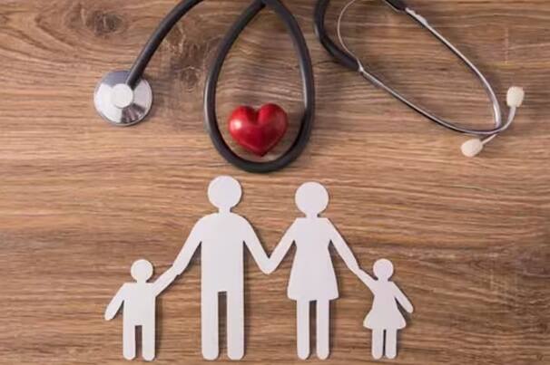 Ayushman Card Document: આયુષ્માન યોજના હેઠળ લાભાર્થીઓને 5 લાખ રૂપિયા સુધીની મફત સારવાર આપવામાં આવે છે પરંતુ આયુષ્માન કાર્ડ બનાવવા માટે આ દસ્તાવેજ જરૂરી છે. આના વિના કાર્ડ બની શકશે નહીં આરોગ્ય એ દરેક વ્યક્તિના જીવનનો ખૂબ જ મહત્વપૂર્ણ ભાગ છે. દરેક વ્યક્તિ પોતાના સ્વાસ્થ્ય પ્રત્યે ખૂબ જ સભાન હોય છે.