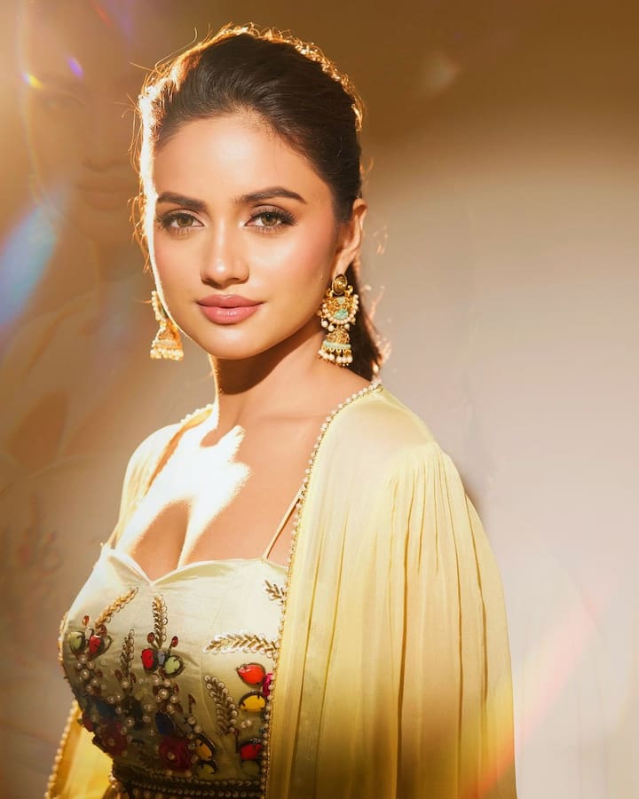 નિશા ગુરગેન સોશિયલ મીડિયા પર ખૂબ જ એક્ટિવ રહે છે. નિશા અવારનવાર તેના લેટેસ્ટ ફોટો અને વીડિયો સોશિયલ મીડિયા પર શેર કરતી રહે છે.