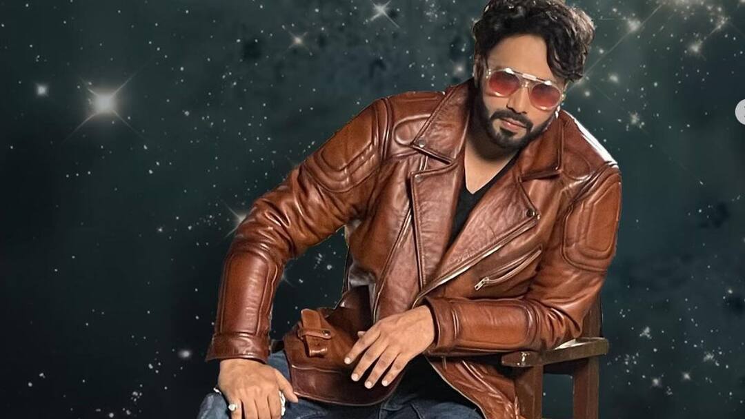 do you know who is bigg boss 8 Telugu contestant Aditya om and his Background Aditya Om : ఆదిత్య ఓం బ్యాగ్రౌండ్ తెలిస్తే మైండ్ బ్లాక్... ఆయన పేరెంట్స్ ఎవరు? ఏం పని చేస్తున్నారో తెలుసా?