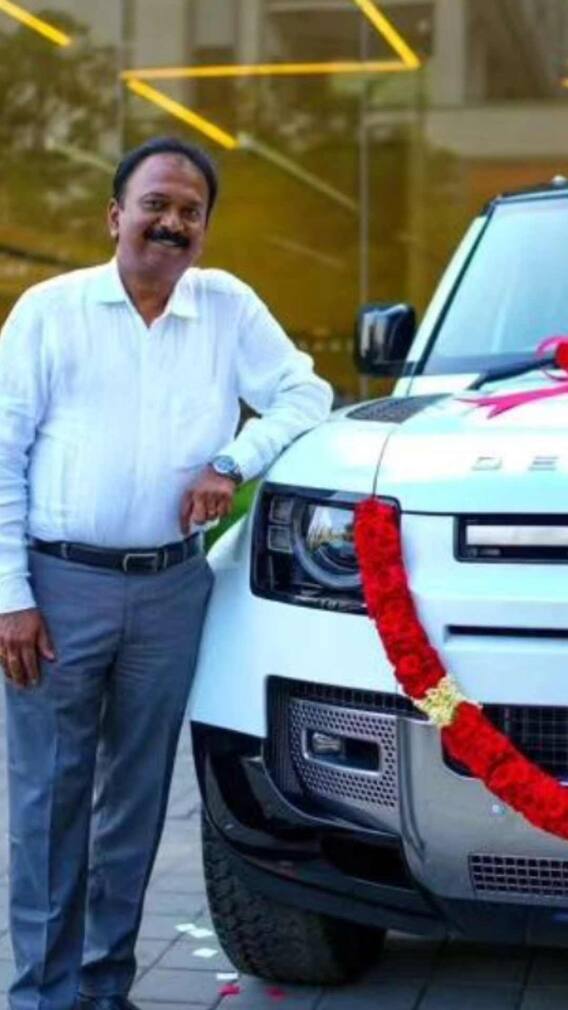 कारों का बादशाह है ये शख्स, Rolls-Royce समेत 400 गाड़ियों के मालिक