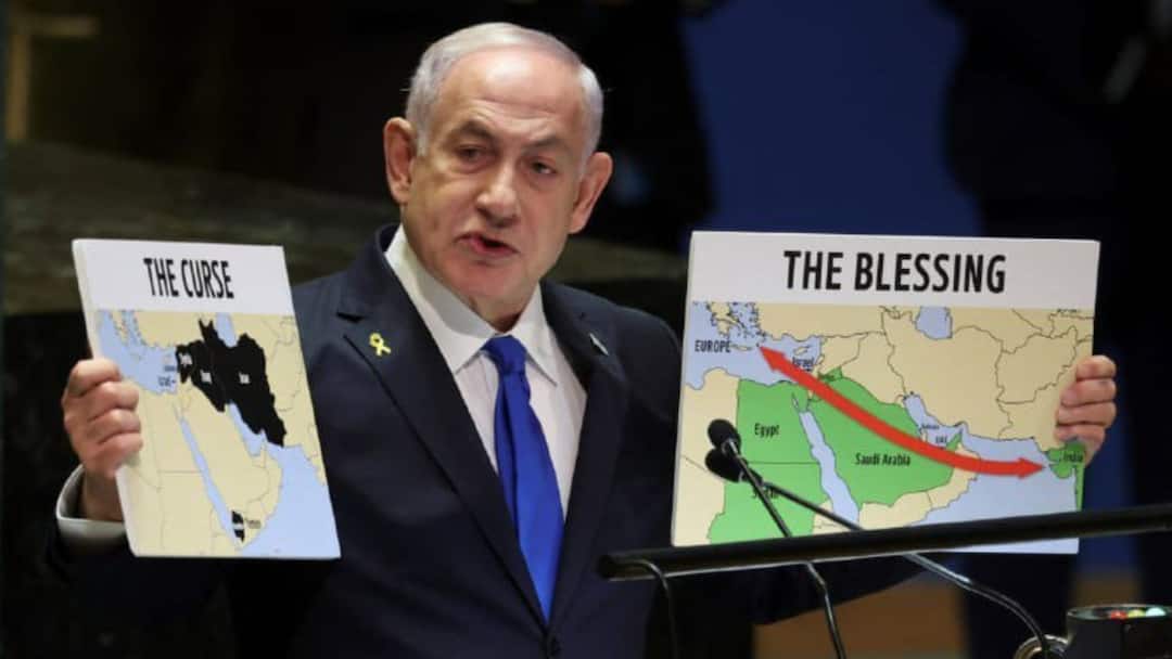 Israel PM Netanyahu Shows 2 Maps At UN Says The World Must Choose Between A 'Blessing And A Curse Netanyahu Shows 2 Maps At UN, Says 'The World Must Choose Between A 'Blessing' And A 'Curse''