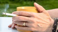 ચા સાથે સિગરેટ પીતા લોકો થઇ જાવ સાવધાન, જાણો કેટલું ખતરનાક છે?