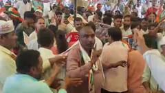 प्रयागराज में संविधान सम्मान सम्मेलन में भिड़े कांग्रेसी, जमकर चले लात-घूंसे