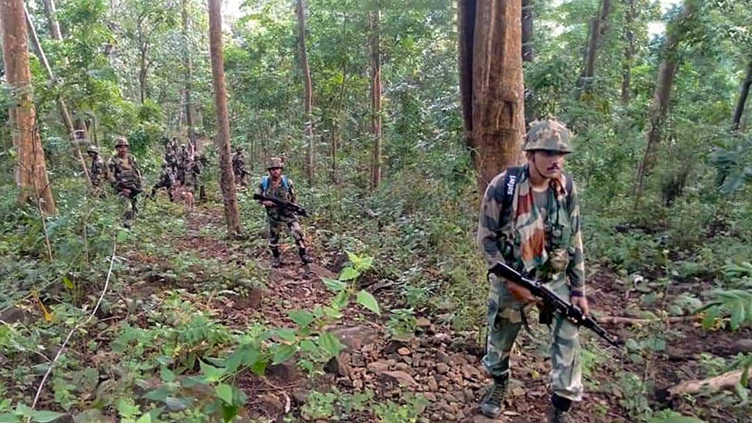 Chhattisgarh Encounter Join Operation Security Personnel Kill Three Naxals In Bijapur Three Naxals Killed In Encounter With Security Forces In Chhattisgarh